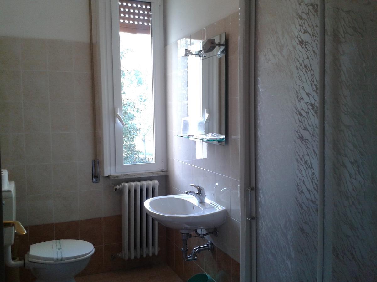 Albergo Tabiano Tabiano Terme Ruang foto